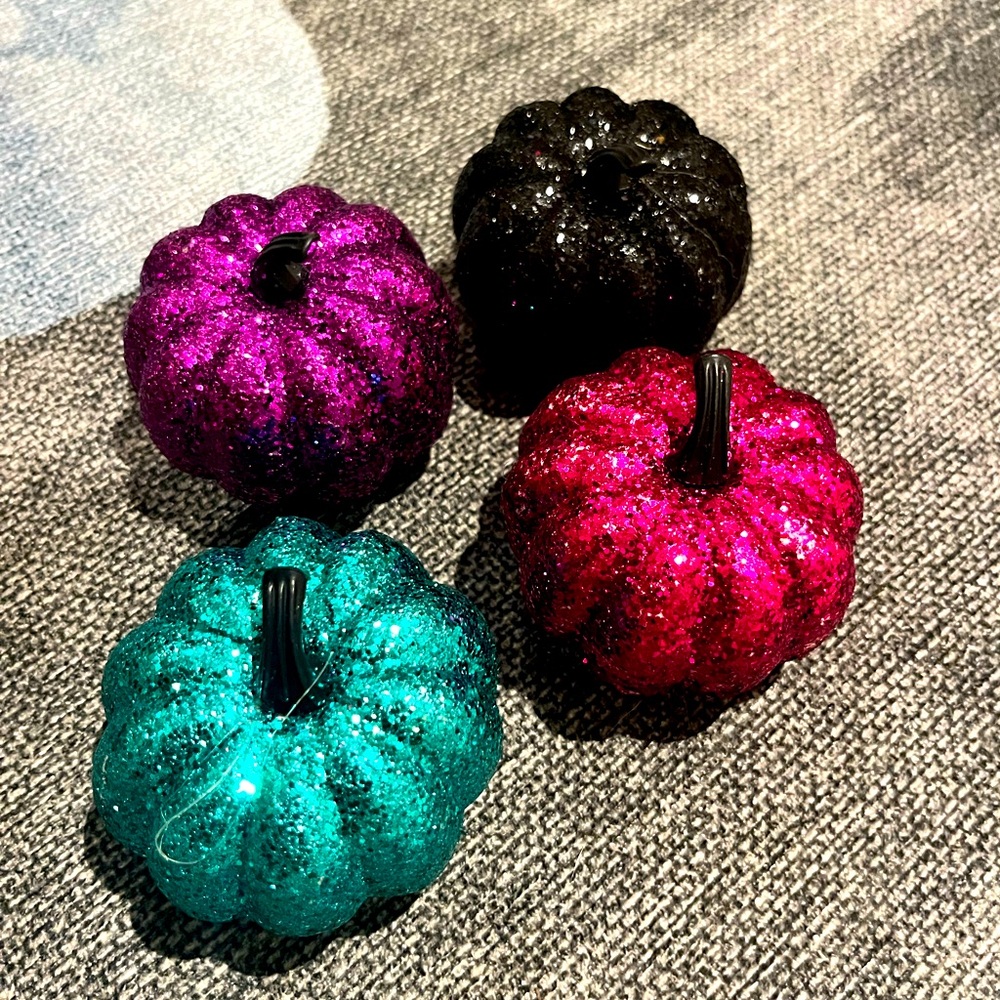 Sparkling miniature pumpkin decorations (set of 14 pumpkins)